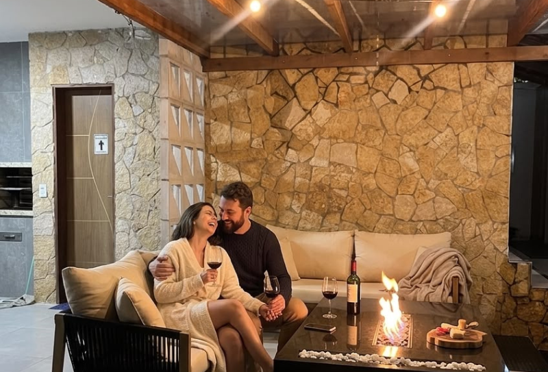 Villa Suíça Ibiapaba traz Duas Díaria Casal em: Mezanino Suiço + Café da manhã a partir de R$699,90. - Imagem 3