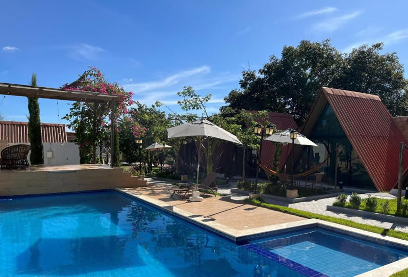 Villa Suíça Ibiapaba traz Duas Díaria Casal em: Mezanino Suiço + Café da manhã a partir de R$699,90. - Imagem 10